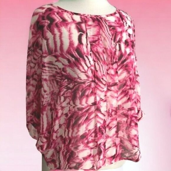 Dana Buchman Pink Floral Abstract Short Sleeve pleated polyester blouse XS - Picture 2 of 9